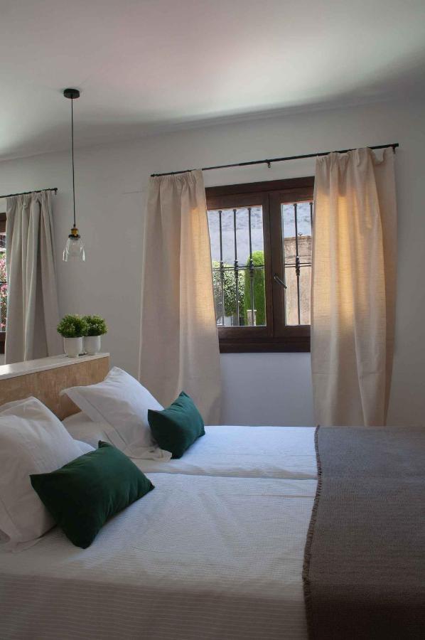 Apartamentos Tres Llaves Palacio De Vela De Los Cobos 우베다 외부 사진
